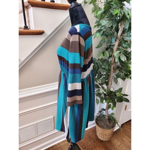 Egy California Women's Multicolor Round Neck Long Sleeve Knee Length Dress - Picture 6 of 12